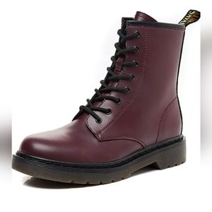 Savaii Women's Cassie Lace Up Round Toe Combat Ankle Boots